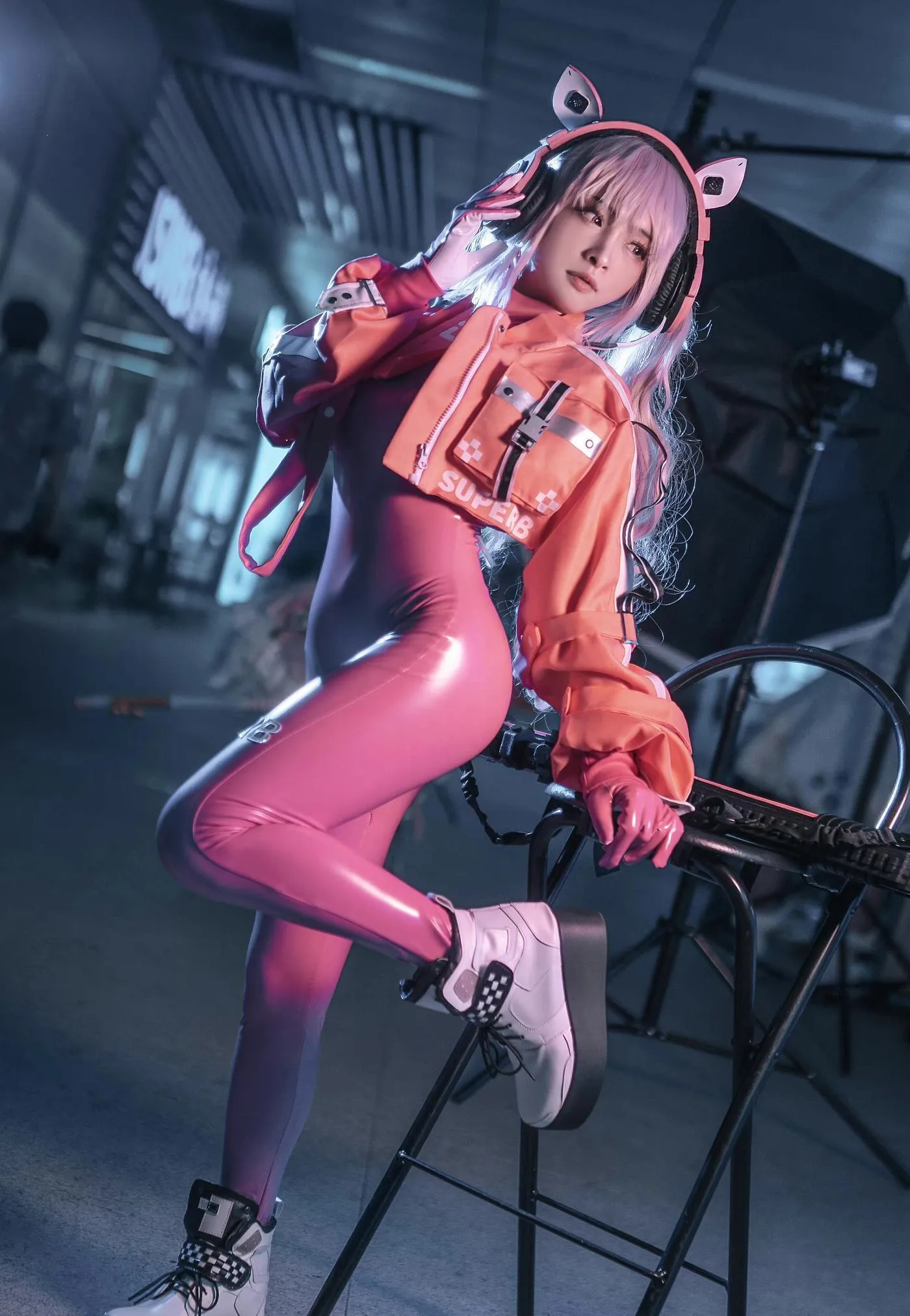 九九八XY – NO.14 萤火虫漫展 NIKKE 胜利女神 爱丽丝 [18P]插图7